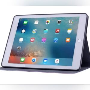 Apple iPad Pro, 32GB Wi-Fi, 9.7 Inch